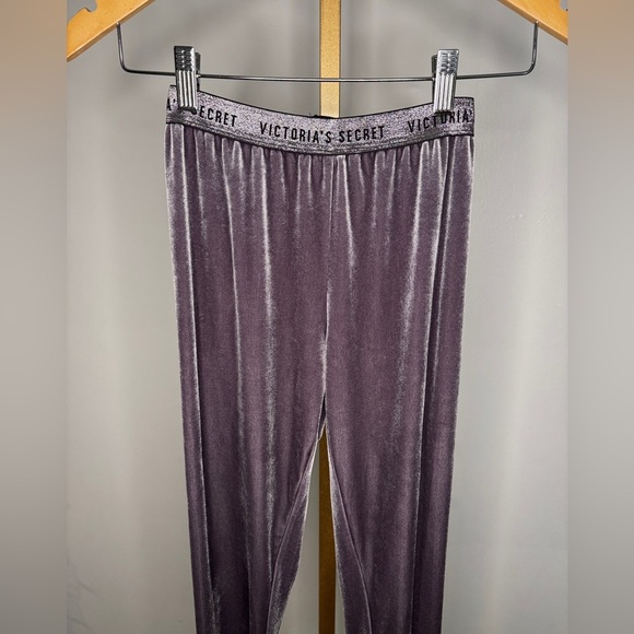 Victoria's Secret Plush Velvet Leggings - Picture 3 of 7